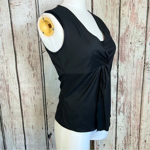 Trina Turk Black Twist Front Fitted Sleeveless Blouse Top Size Small EUC